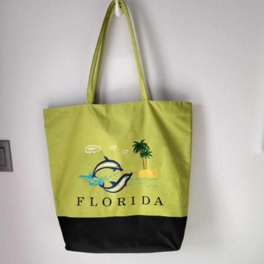 Florida Tote Bag with Dolphin Design
